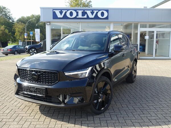 Volvo XC40 B3 Plus Black Edition bild 1