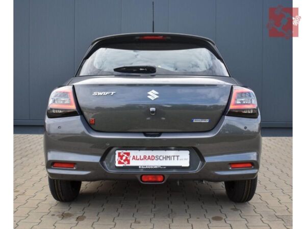 Suzuki Swift Club 1.2l M/T Dualjet Hybrid bild 7