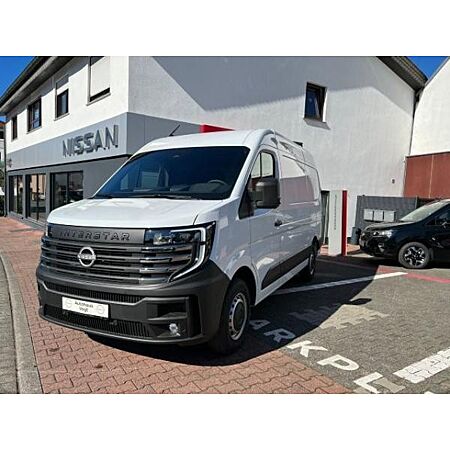 Nissan Interstar leasen