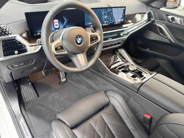 BMW X6 xDrive 30d 20" M-Sport + Pro + Innovationspaket + Driving Prof bild 5