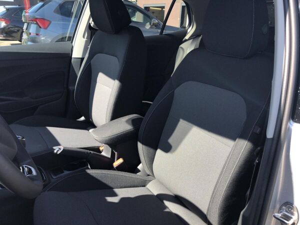 Skoda Fabia TOUR 1.0 TSI ALU+PDC+SHZ+WSS BEHEIZT+KESSY bild 6