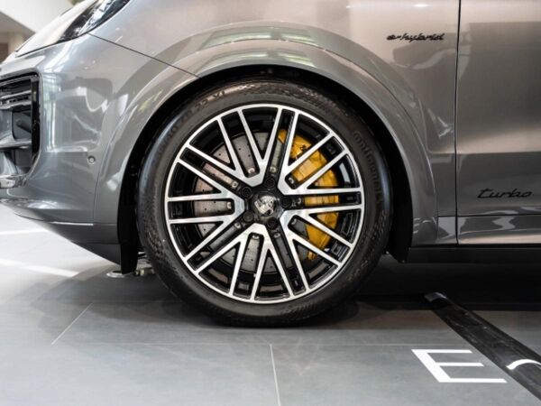 Porsche Cayenne Turbo E-Hybrid - 0711 Leasing – Exklusiv. Direkt. Stuttgart. bild 3
