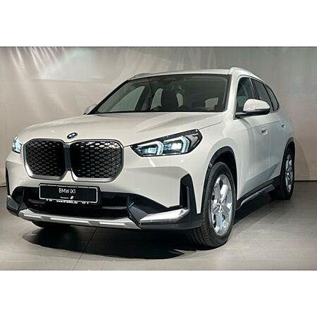 BMW iX1 leasen