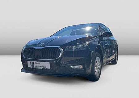 Skoda Fabia gebraucht kaufen Skoda Fabia Selection 1,0 TSI 7-Gang-DSG Parken