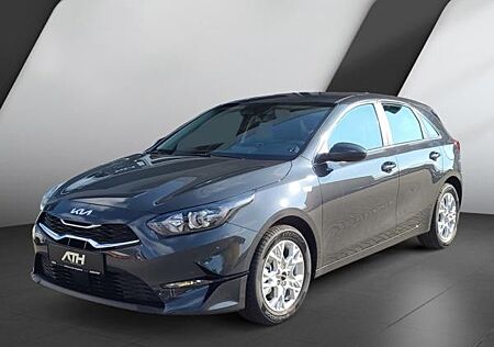 Kia Cee'd gebraucht kaufen Kia Cee'd Ceed CEED_5 1.5T 140 DCT7 VIS KOMF+ (NAV)