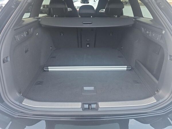 Volkswagen Passat Variant 2.0 TDI DSG 4Motion R-Line Navi IQ.Light DAB+ FrontAssist bild 6
