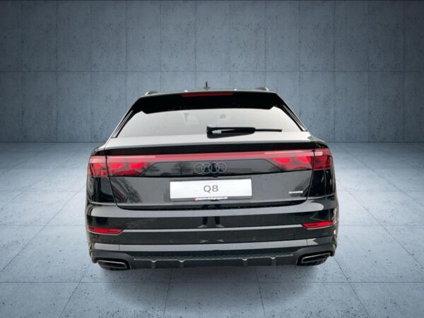 Audi Q8 SUV S line business TDI qu. tiptr. Stdhz PANO bild 5