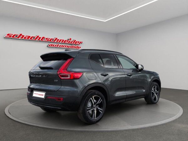 Volvo XC40 B3 B DKG Plus Dark+LichtPak+Standh.+SOFORT bild 3