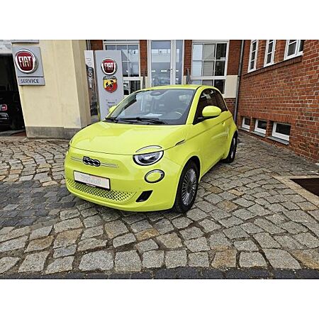 Fiat 500E leasen Fiat 500E leasen