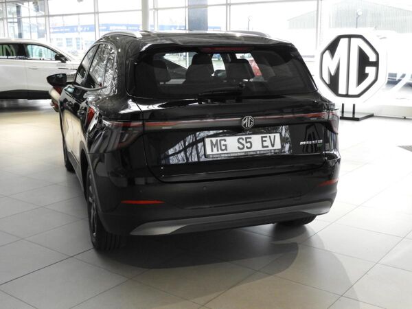 MG S5 EV Comfort Standard Range 49 kWh Tageszulassung Nur Umgebung Cottbus bild 6