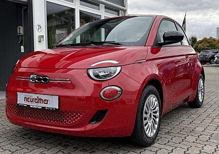 Fiat 500E gebraucht kaufen Fiat 500E (RED) 42 kWh LAGERWAGEN NAVI SHZ PDC KAMERA