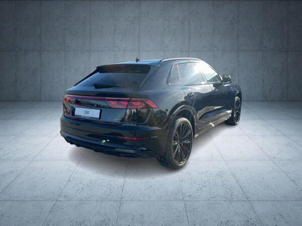 Audi Q8 SUV S line business TDI qu. tiptr. Laser PANO bild 6