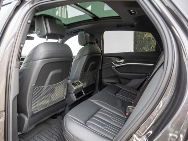 Audi e-tron S Sportback quattro bild 4
