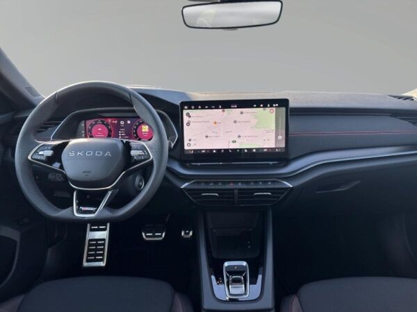Skoda Octavia Combi 2.0 TSI 195 kW RS, AHK, Panorama-Schiebedach elektrisch bild 5
