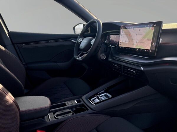 Skoda Octavia Combi 2.0 TSI 195 kW RS, AHK, Panorama-Schiebedach elektrisch bild 6