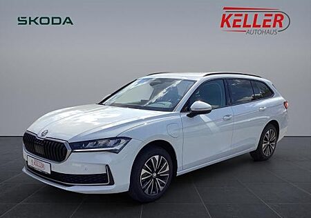Skoda Superb Combi Selection 1,5 TSI iV 150 kW 6-Gang-DSG