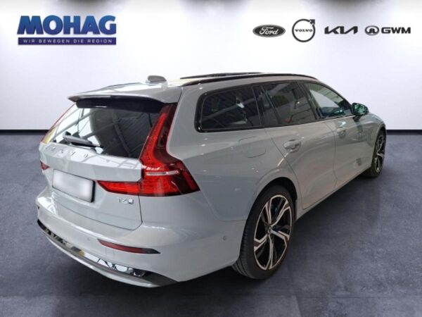 Volvo V60 Kombi Recharge Plug-In Hybrid AWD Plus Dark bild 3