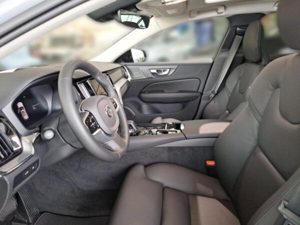 Volvo V60 Kombi Recharge Plug-In Hybrid AWD Plus Dark bild 7