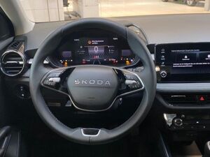 Skoda Fabia Selection 1,0 MPI 5-Gang-Schaltgetriebe Sofort Verfügbar bild 7