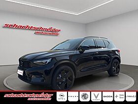Volvo XC40 B3 B DKG Ultra Black Edition . Volvo XC40 B3 B DKG Ultra Black Edition .