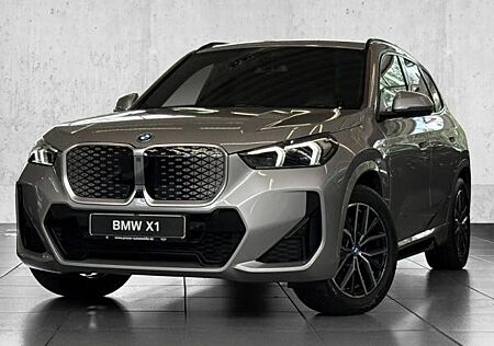 BMW iX1 ++ SOFORT VERFÜGBAR ++