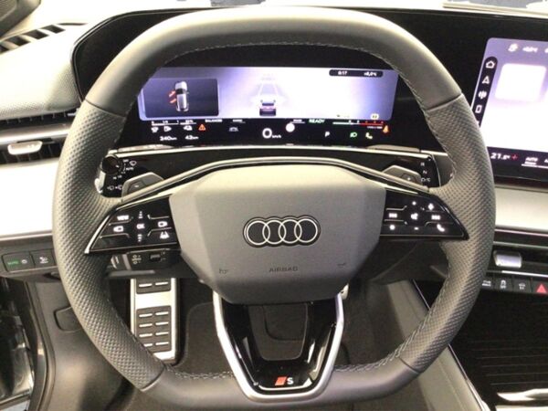 Audi Q3 Sportback e-hybrid S tronic bild 6