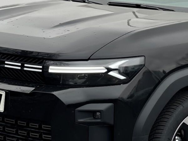 Dacia Bigster Extreme Mild Hybrid 130 4x4 *Elektrische Heckklappe*360Grad*uvm. bild 6