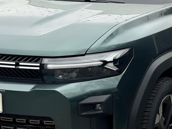 Dacia Bigster Extreme Mild Hybrid 130 4x4 *Elektrische Heckklappe*360Grad*uvm. bild 6
