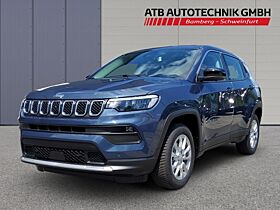 Jeep Compass Black Deal! Altitude VOLL! Allwetter, Navi, Kamera Jeep Compass Black Deal! Altitude VOLL! Allwetter, Navi, Kamera