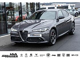Alfa Romeo Giulia Veloce 2.0 Turbo AT8 Q4 PREMIUM TECHNOLOGIE HARMAN KARDON