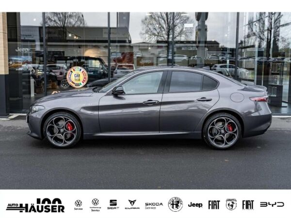 Alfa Romeo Giulia Veloce 2.0 Turbo AT8 Q4 PREMIUM TECHNOLOGIE HARMAN KARDON bild 3