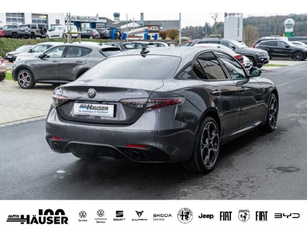Alfa Romeo Giulia Veloce 2.0 Turbo AT8 Q4 PREMIUM TECHNOLOGIE HARMAN KARDON bild 5