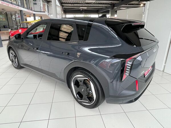Kia EV4 81 FWD EARTH + Upgrade Paket + Technologie Paket +  Winter-Connect-Paket  + Drive-Wise-Paket + Desig bild 3