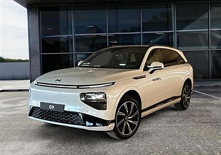XPENG G9 AWD Performance Arctic White