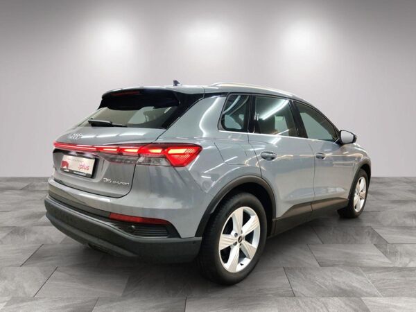 Audi Q4 e-tron 35 AHK/Matrix/HuD/Navi+/RFK/01.30Garantie bild 3