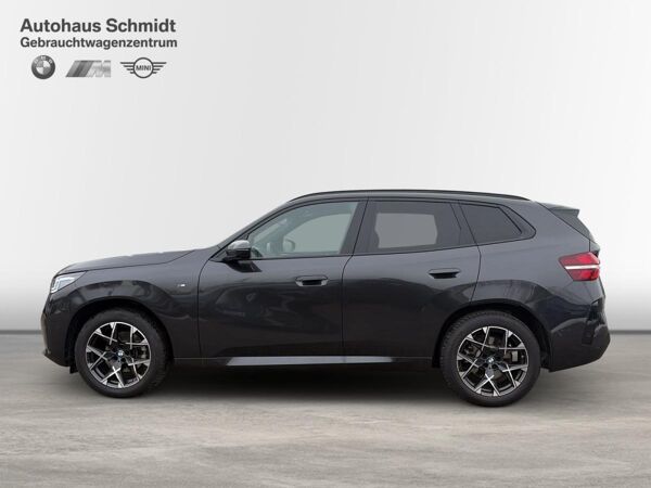 BMW X3 20d xDrive 397? netto/mtl.*M Sportpaket*LC Prof.*HUD*H/K*DAB*AHK*Driving+Parking Assist.+*Adapt.LED* bild 2