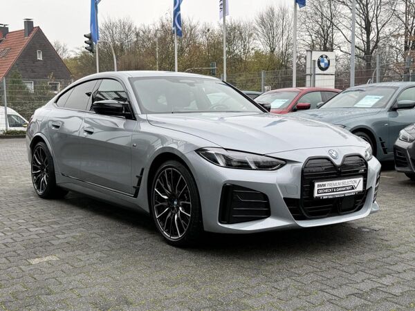 BMW i4 M50 xDrive //MTechnik Paket HeadUp Stop&Go HarmanKardon 20"LM bild 3