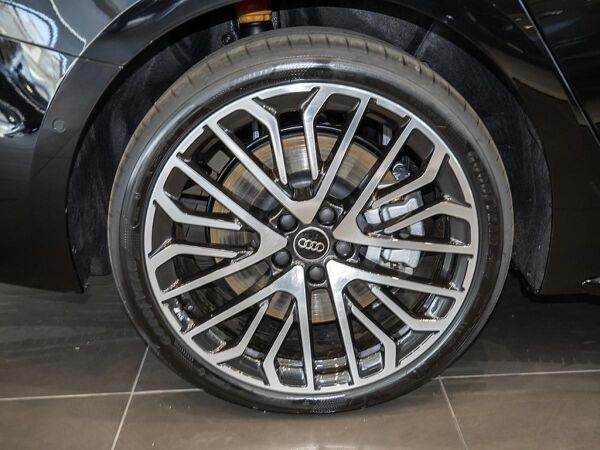 Audi A5 Avant e-hybrid quattro bild 6