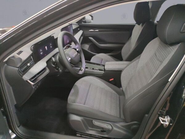 Skoda Superb Combi Selec. 1.5 TSI DSG IV HYBRID AHK bild 5