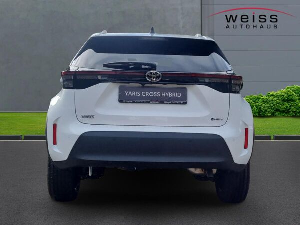 Toyota Yaris Cross Hybrid Teamplayer 1.5*Navi*LED*ACC*SHZ*LHZ*EPH* bild 4