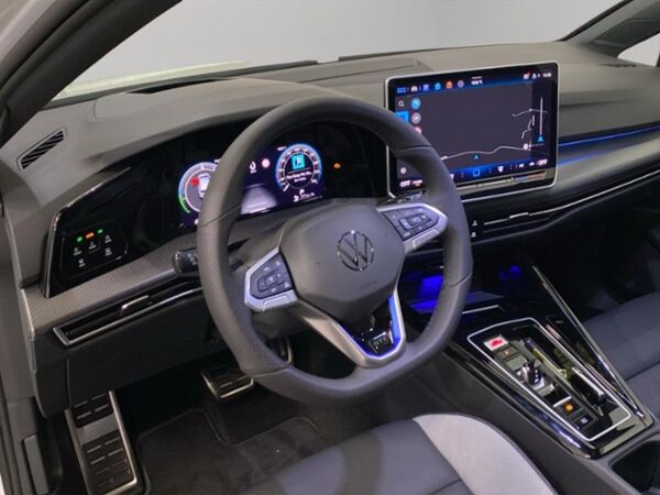 Volkswagen Golf VIII GTE 1.5 eHybrid DSG / LED RFK bild 4