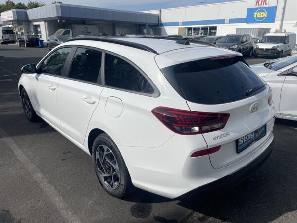 Hyundai i30 Kombi MJ25 1.0T-GDI Navi LED SHZ PDC v+h Kam bild 4