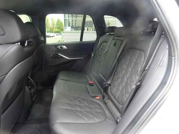 BMW X5 xDrive30d ab Lager incl. W&R bild 7