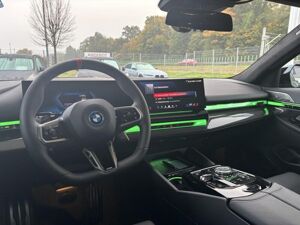 BMW i5 M60i xDrive ab Lager im ABVERKAUF ! bild 4