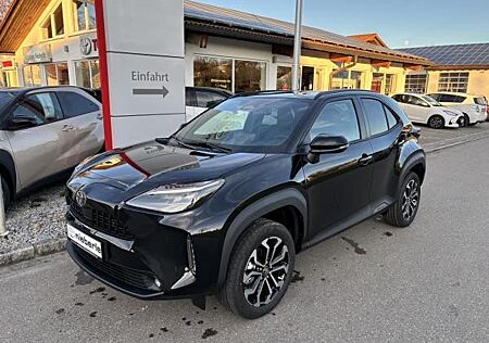 Toyota Yaris Cross Teamplayer mit Safety- & Winter-Paket