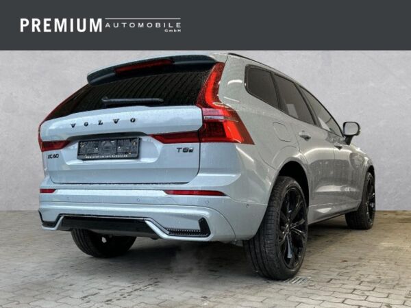 Volvo XC60 Plus Black Edition T8 Plug-In Hybrid AWD bild 2