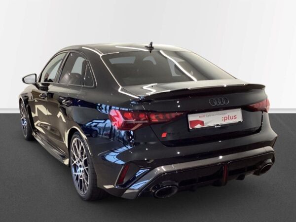 Audi RS3 Limousine 2.5TFSI qu.280km/h*Matrix*Sonos*Pano*ACC*HUD bild 2