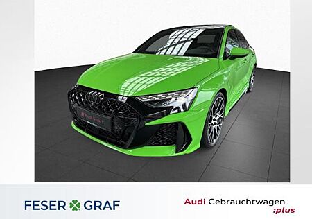 Audi RS3 Limousine qu S-tro. +PANO+MATRIX+280 km/h+SO