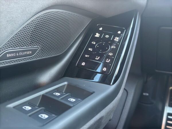 Audi A6 e-tron A6 Avant e-tron Matrix HuD Pano B&O AHK OLED TechPro ACC bild 7