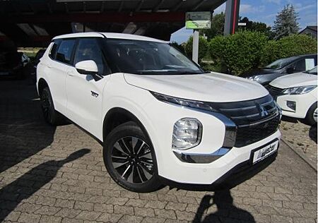 Mitsubishi Outlander 2.4 PHEV 4WD Basis LED NAVI RFK ACC